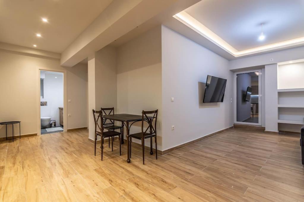 Apartamento Pollys Place Atenas Exterior foto