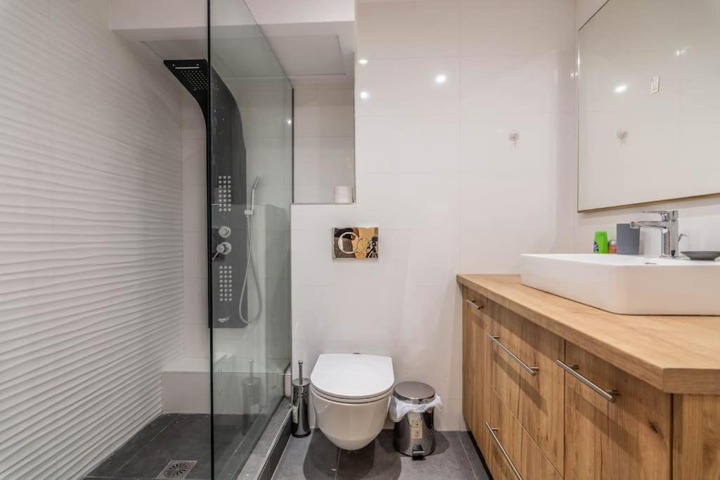 Apartamento Pollys Place Atenas Exterior foto
