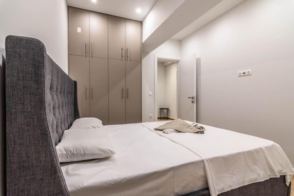 Apartamento Pollys Place Atenas Exterior foto