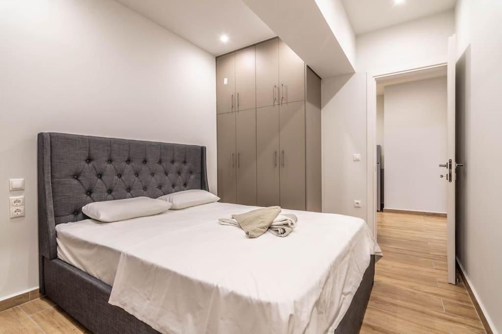 Apartamento Pollys Place Atenas Exterior foto