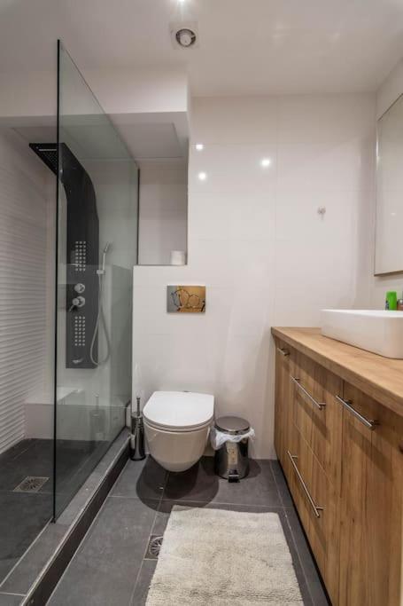 Apartamento Pollys Place Atenas Exterior foto